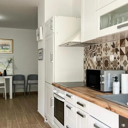 شقة Ladovina سبليت