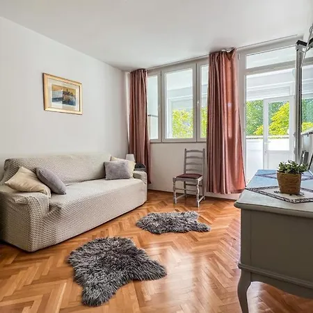 Apartment Ladovina